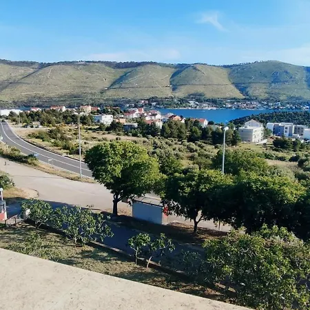 Apartmán Kids Friendly Seaside - Sibenik *