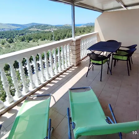 Kids Friendly Seaside - Sibenik * Grebastica