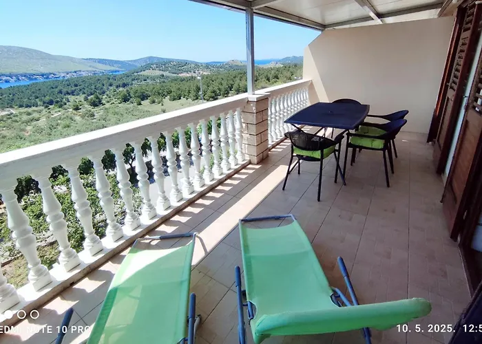 Kids Friendly Seaside - Sibenik * Grebaštica