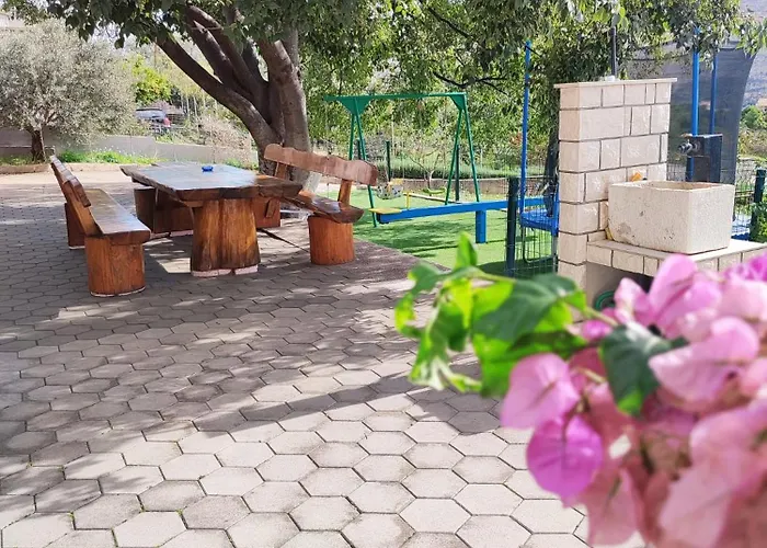 Appartement Kids Friendly Seaside - Sibenik Grebaštica